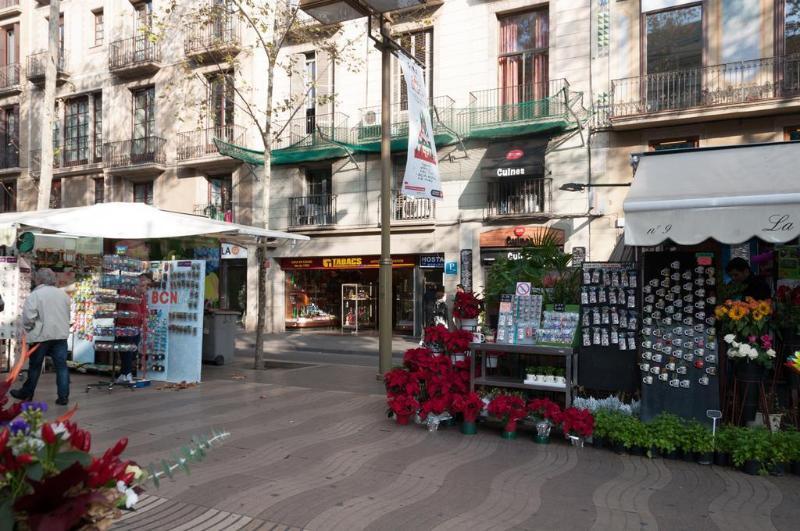 Hostal Boqueria Barcelona Exterior photo